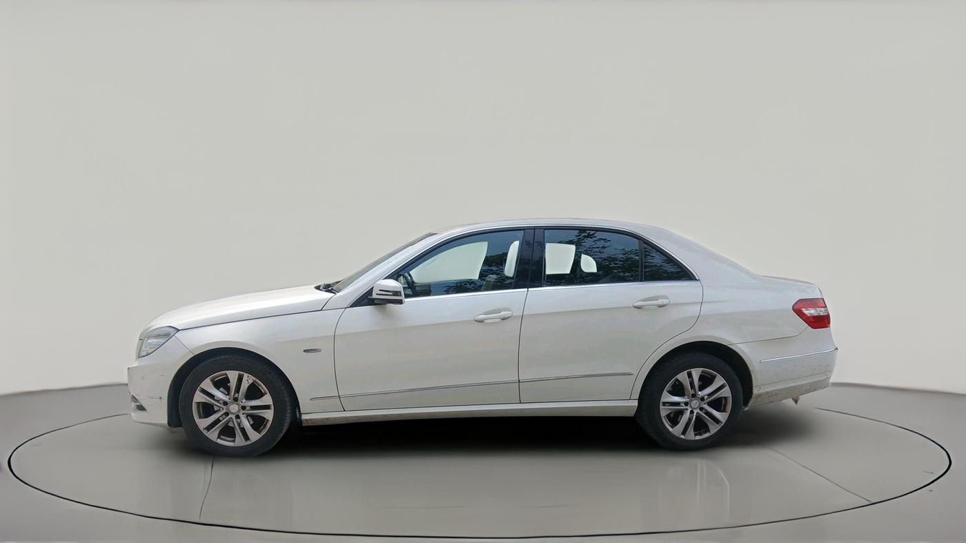2012 Mercedes Benz E Class E 200 CGI AVANTGARDE, Petrol, Automatic, 57,888 km, exterior