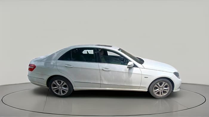 2012 Mercedes Benz E Class E 200 CGI AVANTGARDE, Petrol, Automatic, 57,888 km, exterior