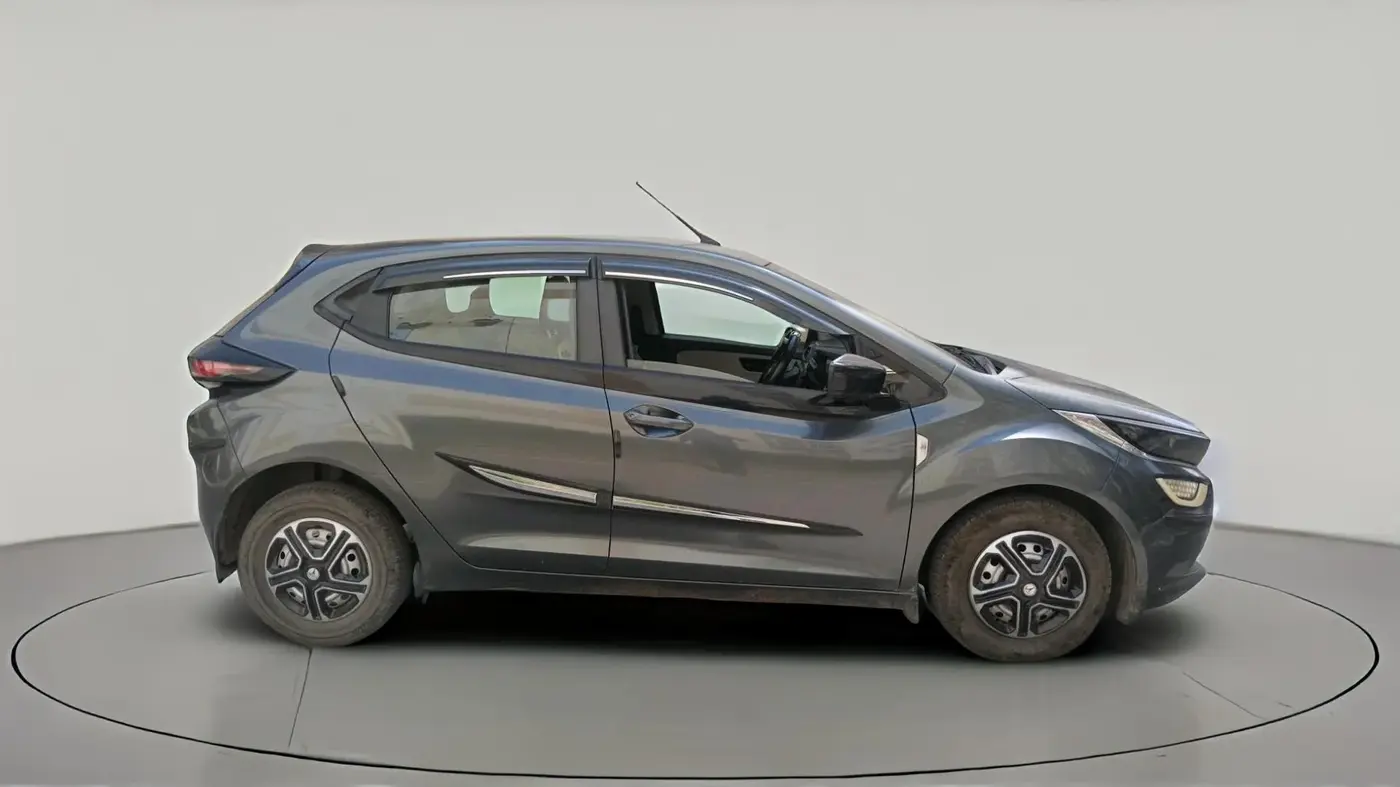 2021 Tata ALTROZ XE DIESEL, Diesel, Manual, 86,270 km, exterior