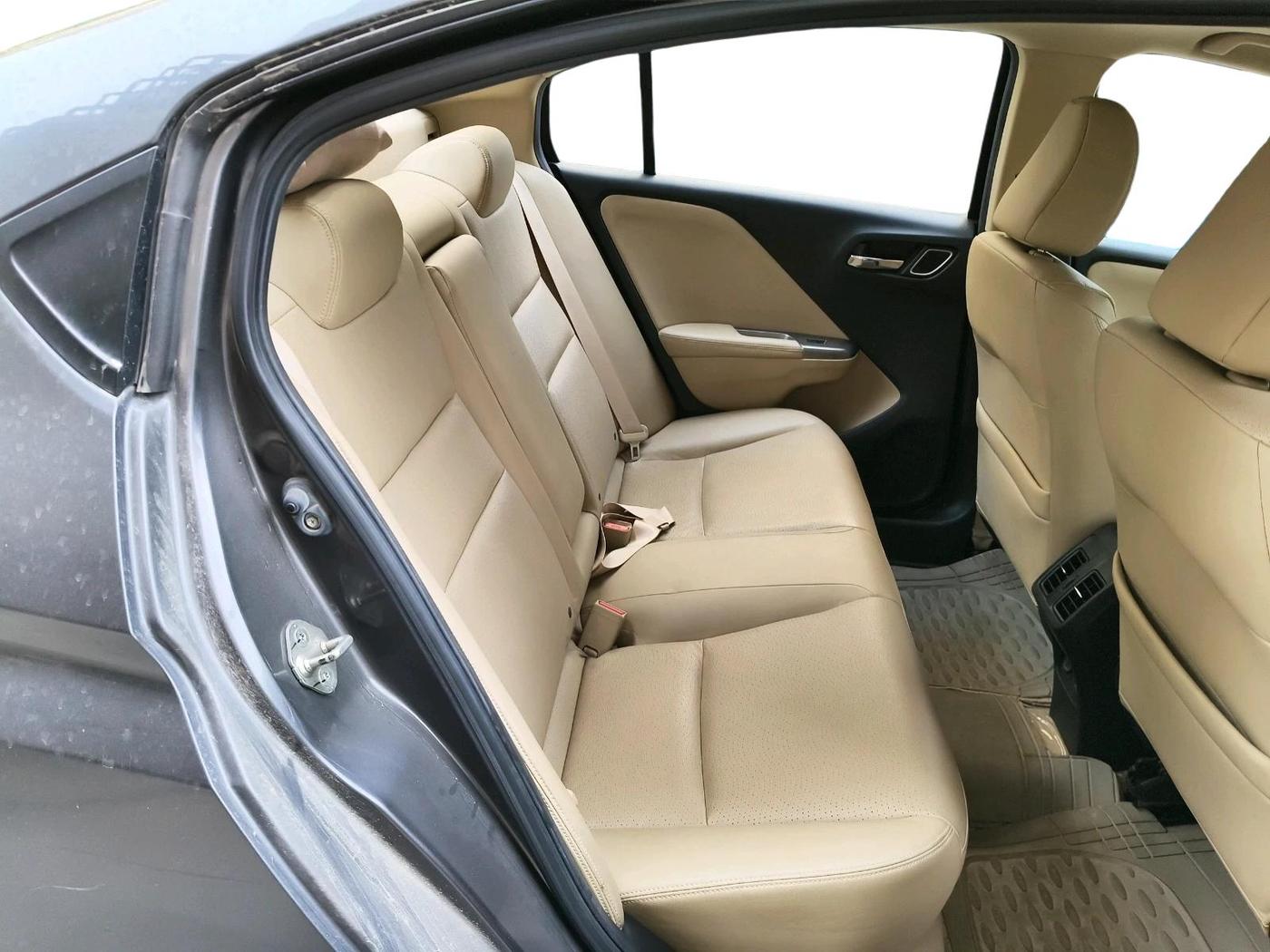 2017 Honda City 1.5L I-VTEC VX, Petrol, Manual, 45,390 km, interior