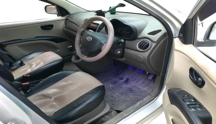 2014 Hyundai i10 MAGNA 1.1, Petrol, Manual, 76,900 km, interior