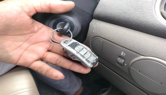 2014 Hyundai i10 MAGNA 1.1, Petrol, Manual, 76,900 km, interior