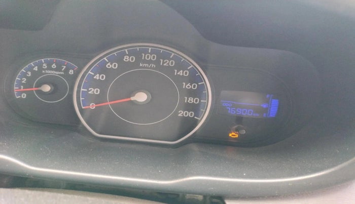 2014 Hyundai i10 MAGNA 1.1, Petrol, Manual, 76,900 km, interior