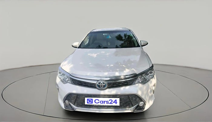 2016 Toyota Camry HYBRID, Hybrid, Automatic, 2,00,908 km, exterior