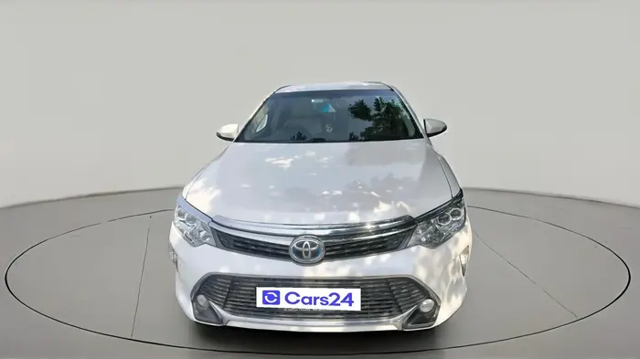 2016 Toyota Camry HYBRID, Hybrid, Automatic, 2,00,908 km, exterior