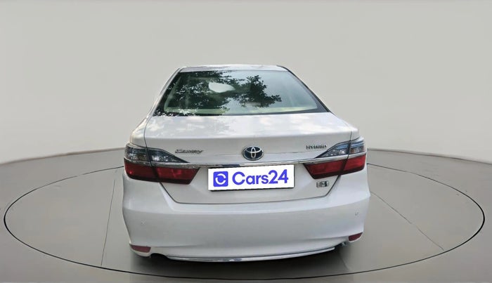 2016 Toyota Camry HYBRID, Hybrid, Automatic, 2,00,908 km, exterior