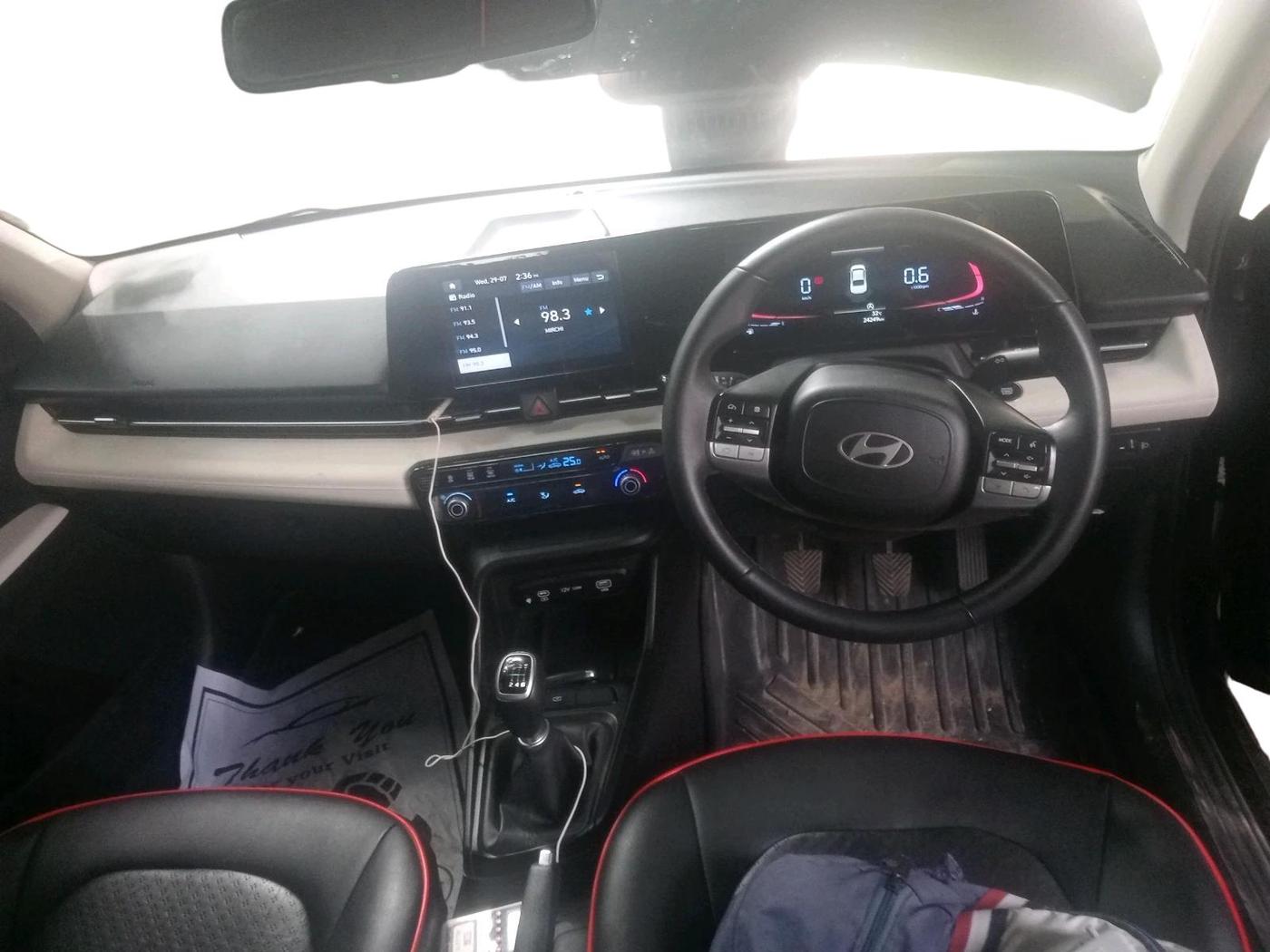 2024 Hyundai Verna SX 1.5 l MPI, Petrol, Manual, 24,249 km, interior
