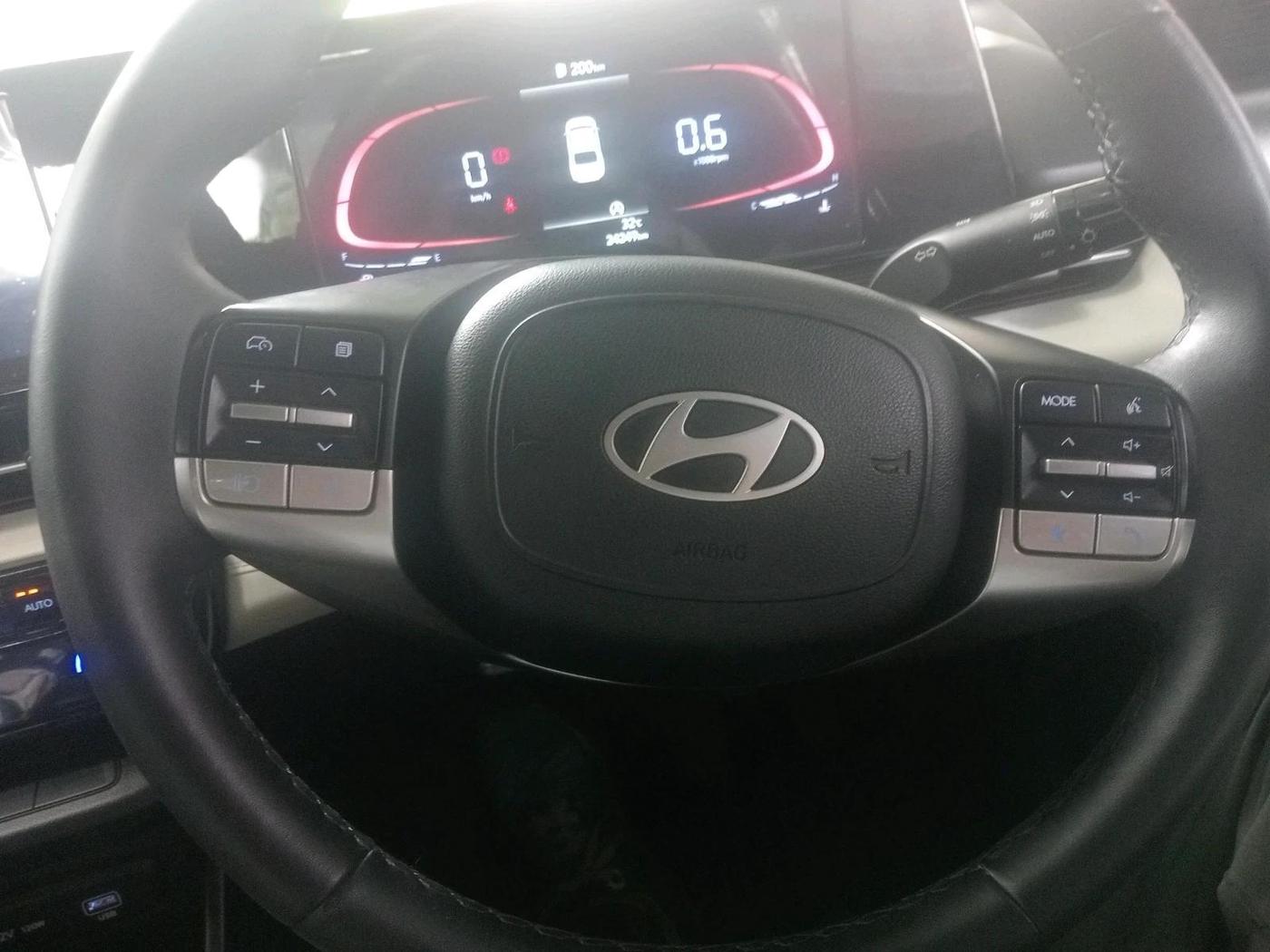 2024 Hyundai Verna SX 1.5 l MPI, Petrol, Manual, 24,249 km, interior