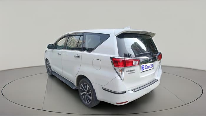 2022 Toyota Innova Crysta 2.7 ZX AT 7 STR, Petrol, Automatic, 28,610 km, exterior