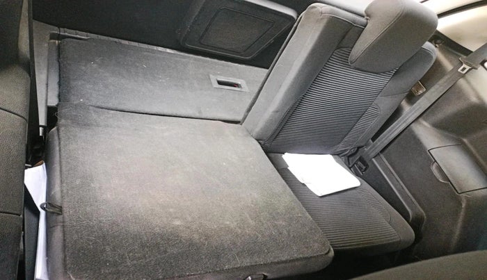 2017 Tata Hexa XMA 4X2 7 STR, Diesel, Automatic, 1,70,295 km, interior