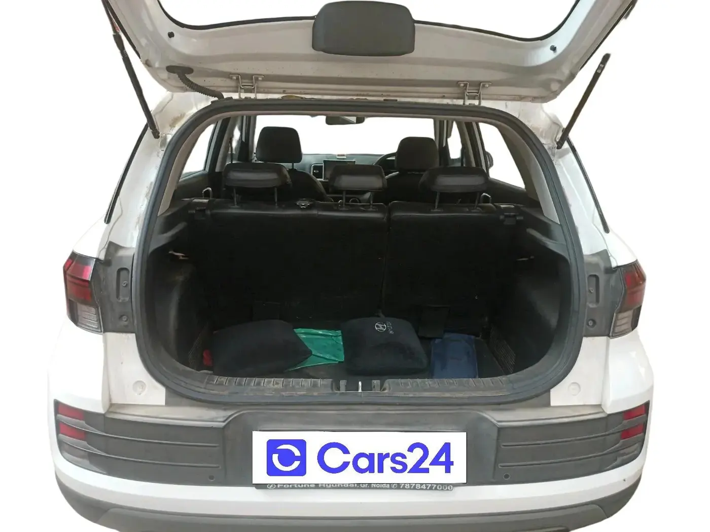 2024 Hyundai VENUE S PLUS 1.5 CRDI, Diesel, Manual, 46,592 km, exterior