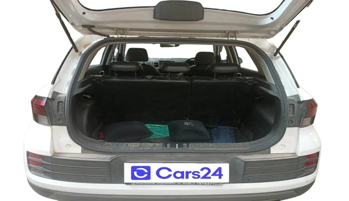 2024 Hyundai VENUE S PLUS 1.5 CRDI, Diesel, Manual, 46,592 km, exterior