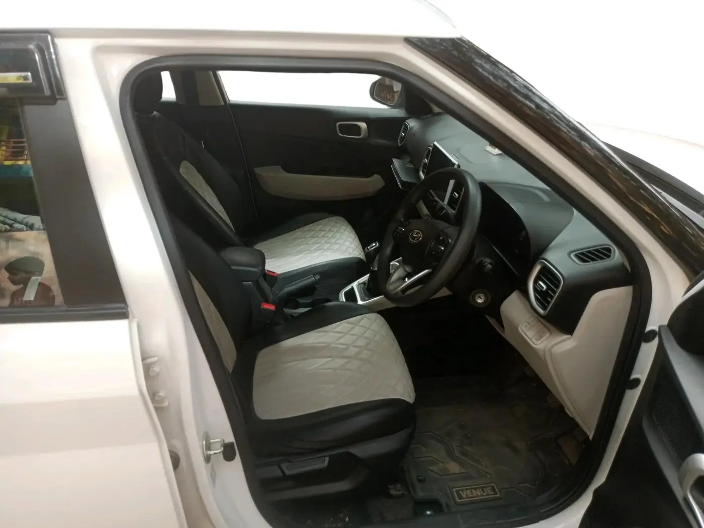 2024 Hyundai VENUE S PLUS 1.5 CRDI, Diesel, Manual, 46,592 km, interior