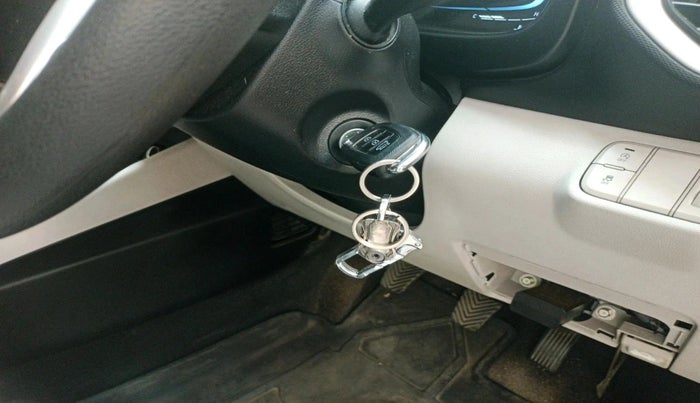 2024 Hyundai VENUE S PLUS 1.5 CRDI, Diesel, Manual, 46,592 km, interior