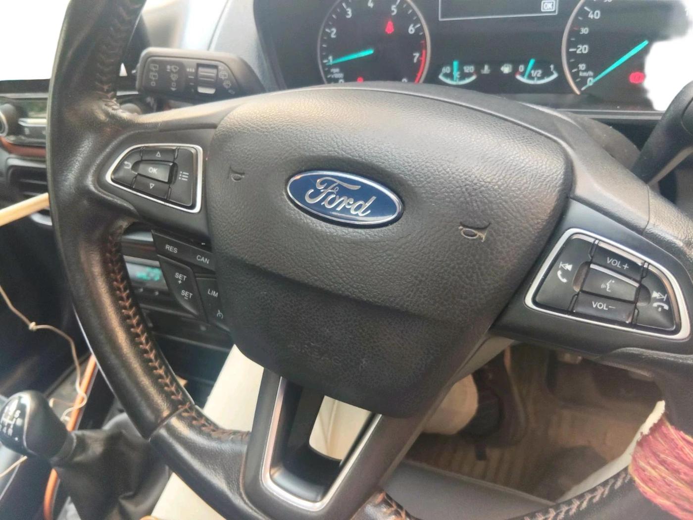2020 Ford Ecosport TITANIUM 1.5 SPORTS(SUNROOF) PETROL, Petrol, Manual, 50,371 km, interior