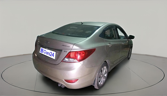 2013 Hyundai Verna FLUIDIC 1.6 VTVT SX, Petrol, Manual, 74,095 km, exterior
