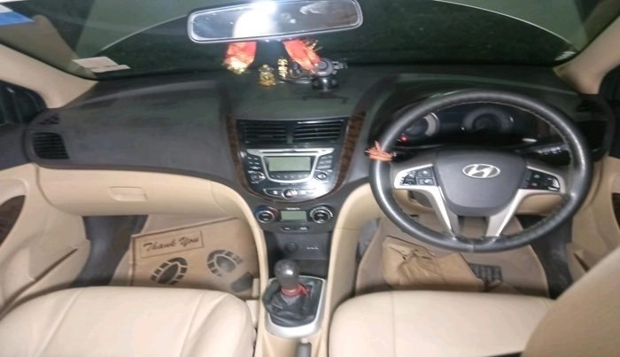 2013 Hyundai Verna FLUIDIC 1.6 VTVT SX, Petrol, Manual, 74,095 km, interior