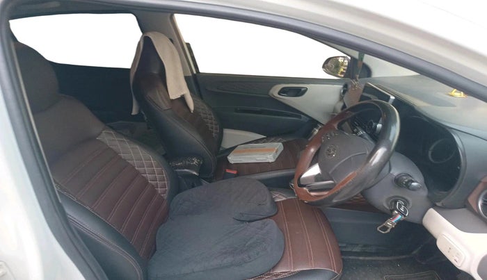 2022 Hyundai AURA S 1.2 CNG, CNG, Manual, 78,266 km, interior