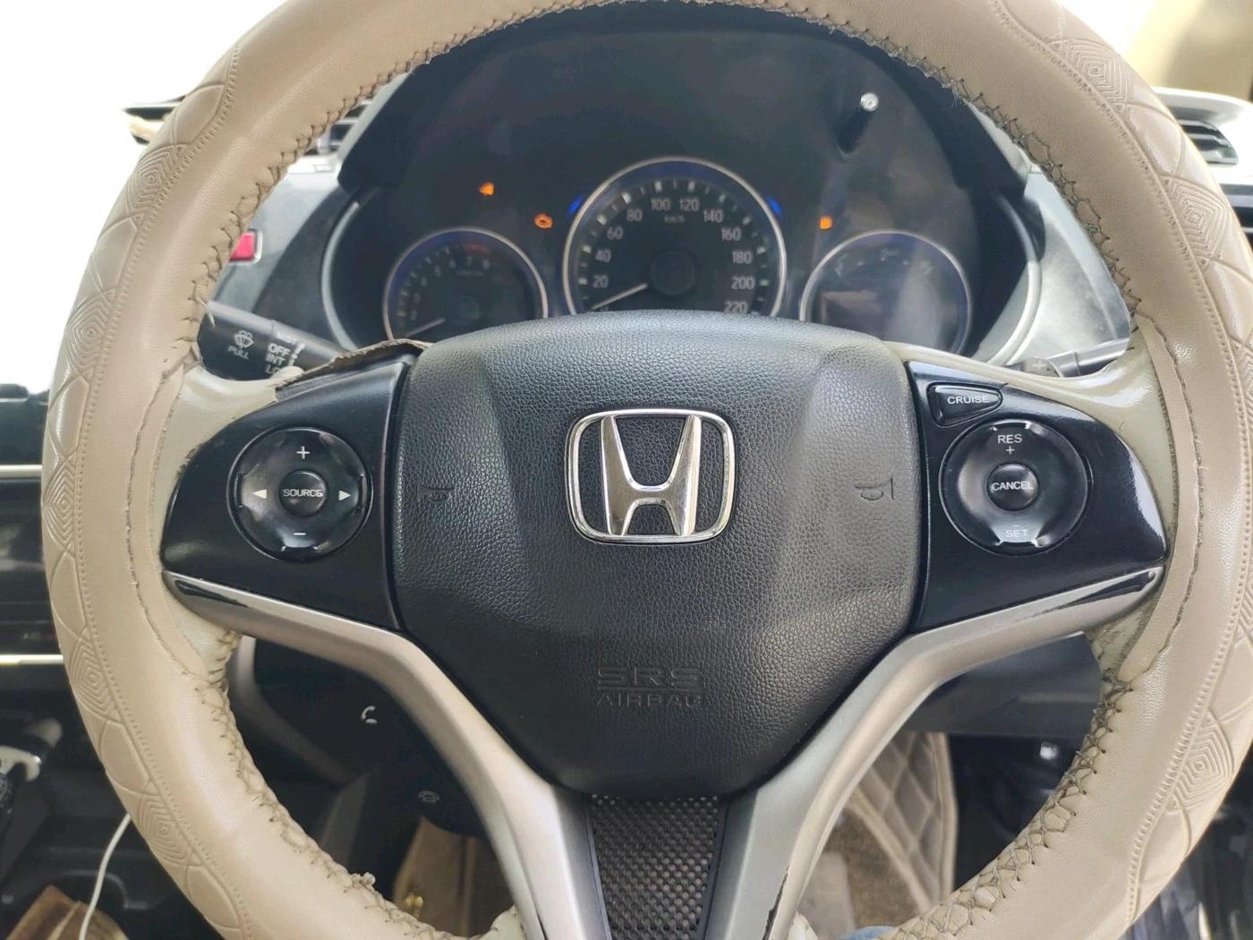 2015 Honda City 1.5L I-VTEC VX CVT, CNG, Automatic, 1,78,317 km, interior