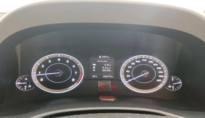 2022 Hyundai Creta SX 1.5 PETROL, Petrol, Manual, 58,679 km, interior