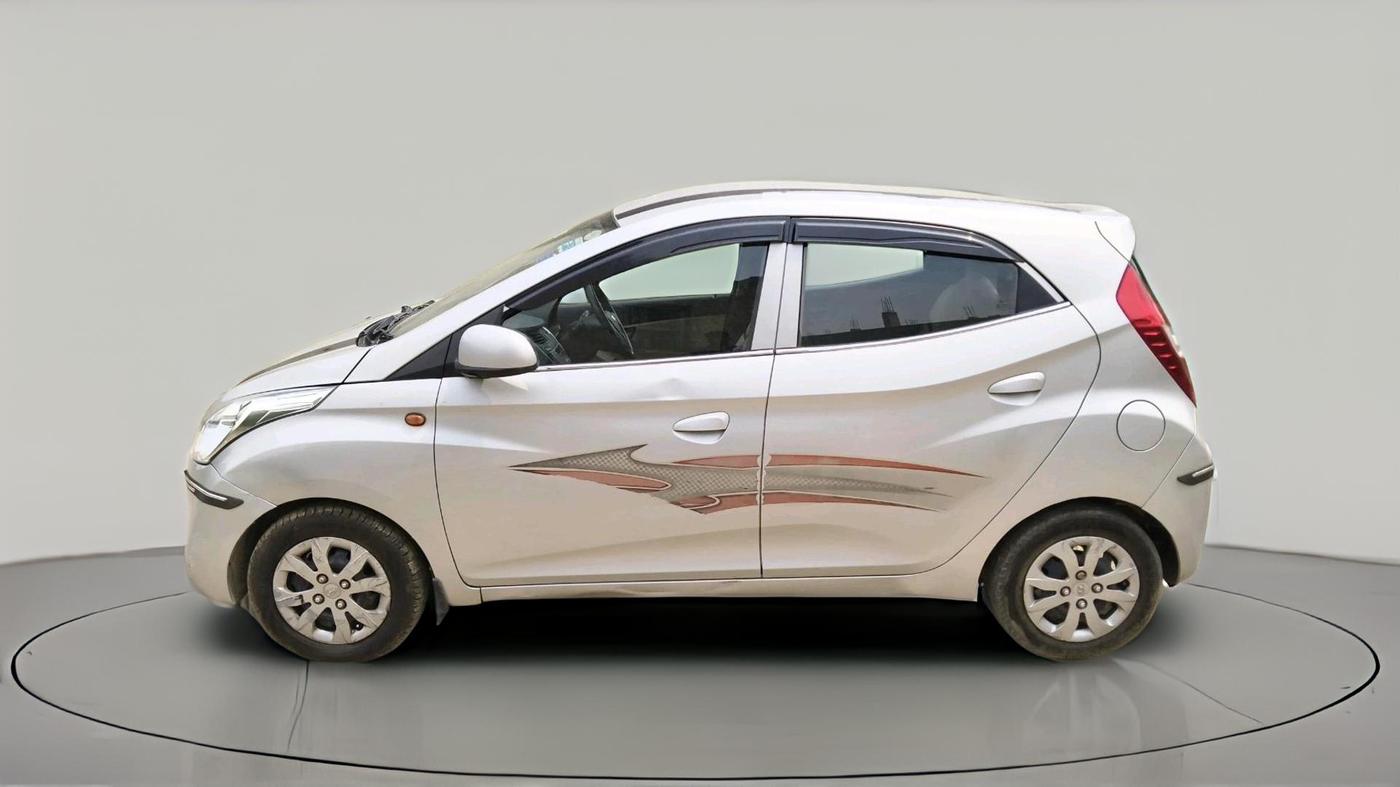 2015 Hyundai Eon SPORTZ, Petrol, Manual, 79,066 km, exterior