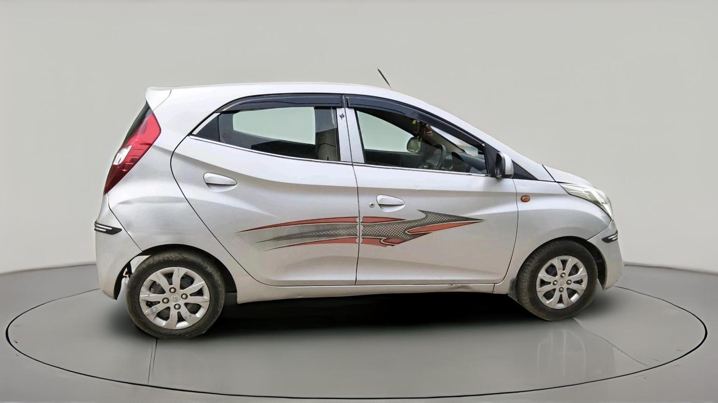 2015 Hyundai Eon SPORTZ, Petrol, Manual, 79,066 km, exterior