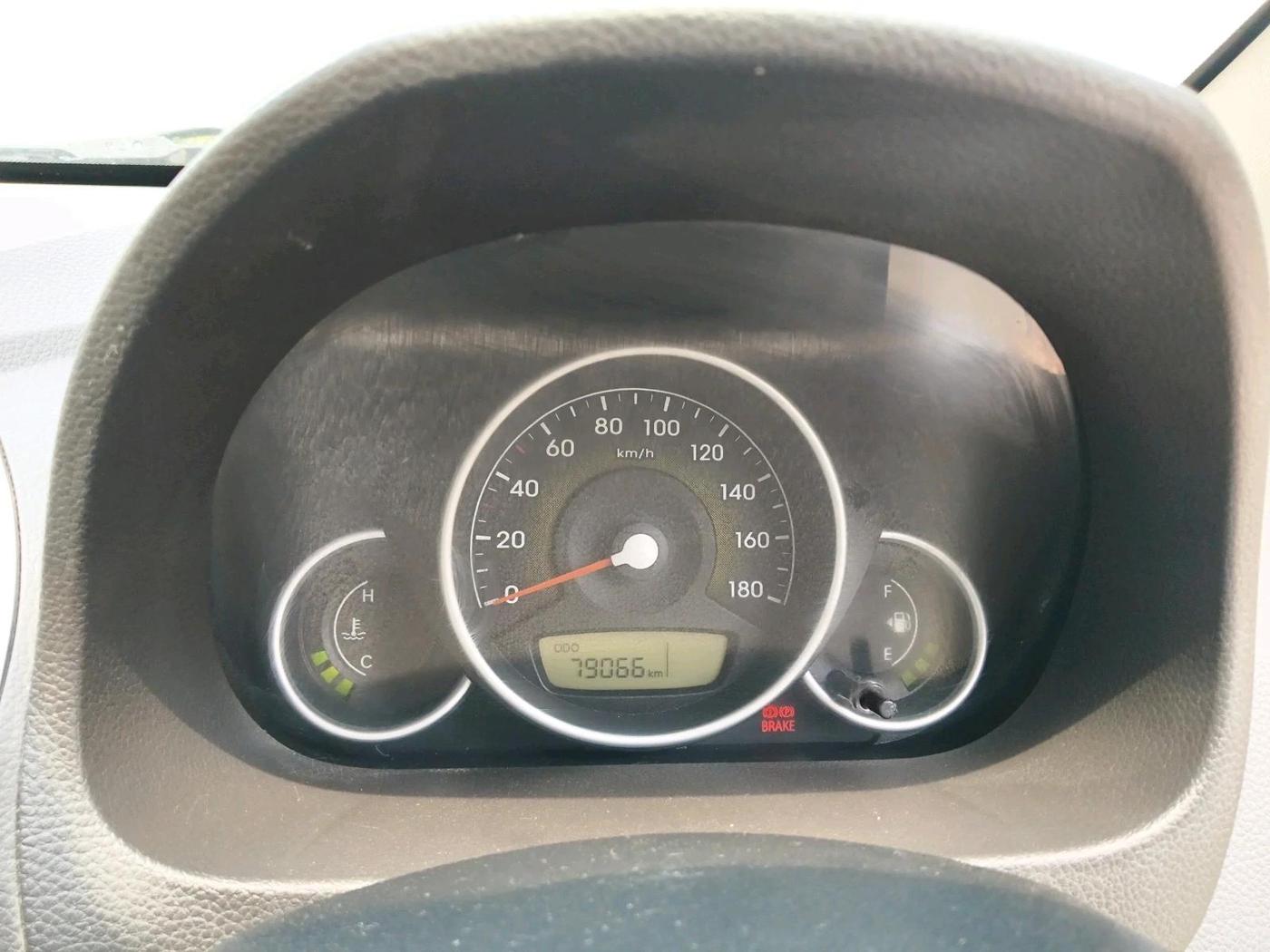 2015 Hyundai Eon SPORTZ, Petrol, Manual, 79,066 km, interior