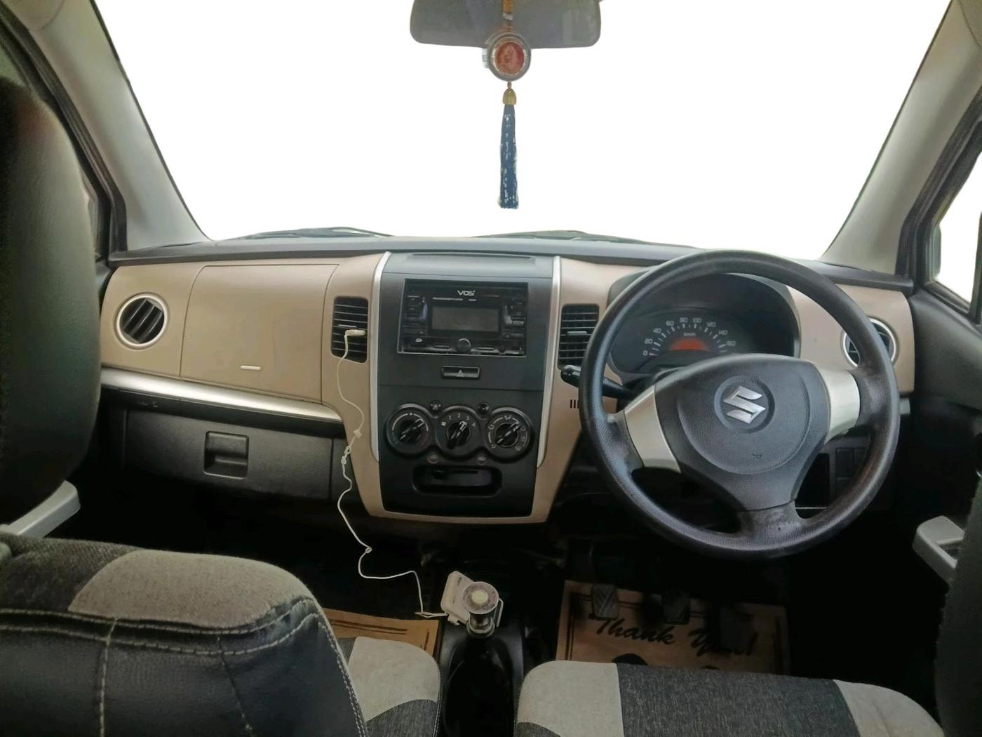 2017 Maruti Wagon R 1.0 LXI, Petrol, Manual, 90,806 km, interior