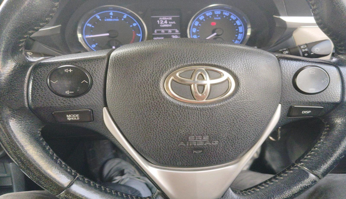 2015 Toyota Corolla Altis G PETROL, Petrol, Manual, 1,05,565 km, interior