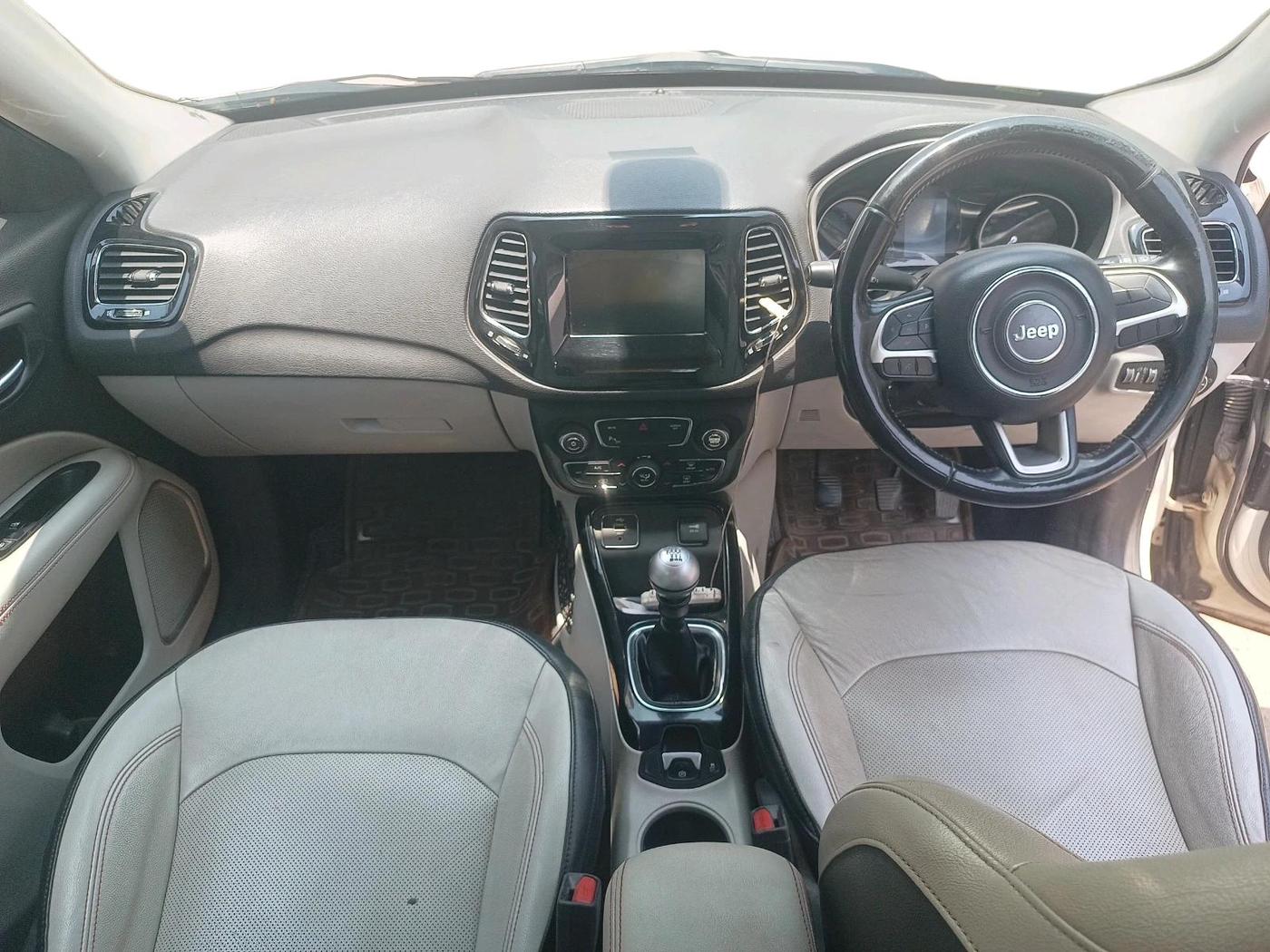 2018 Jeep Compass LIMITED 2.0 DIESEL, Diesel, Manual, 1,26,514 km, interior