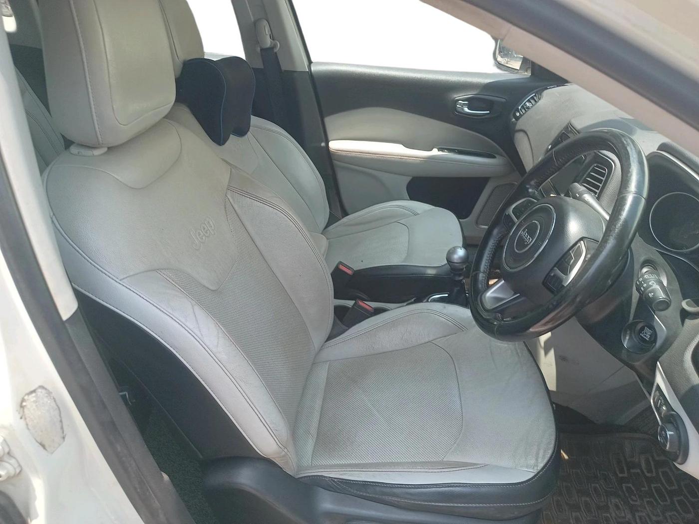 2018 Jeep Compass LIMITED 2.0 DIESEL, Diesel, Manual, 1,26,514 km, interior