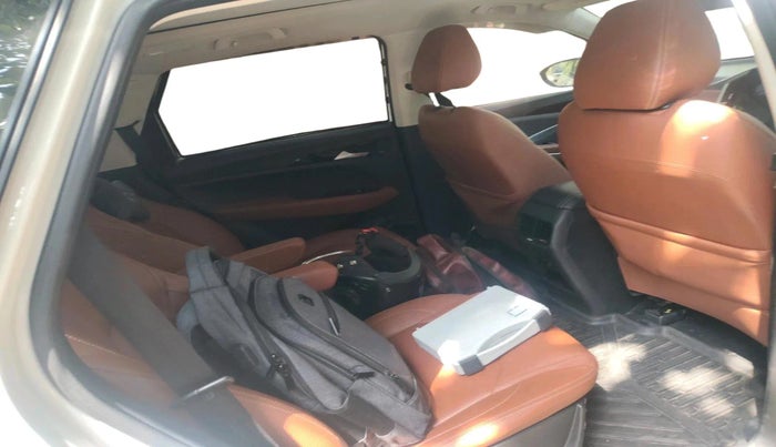 2020 MG HECTOR PLUS SHARP 1.5 PETROL TURBO DCT 6-STR, Petrol, Automatic, 99,334 km, interior