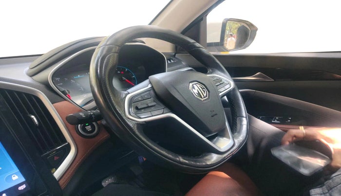 2020 MG HECTOR PLUS SHARP 1.5 PETROL TURBO DCT 6-STR, Petrol, Automatic, 99,334 km, interior