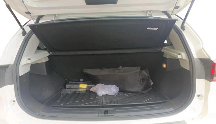 2024 MG ASTOR Sharp Pro 1.5 CVT (Ivory), Petrol, Automatic, 17,526 km, exterior