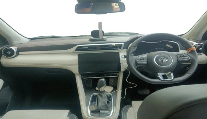 2024 MG ASTOR Sharp Pro 1.5 CVT (Ivory), Petrol, Automatic, 17,526 km, interior