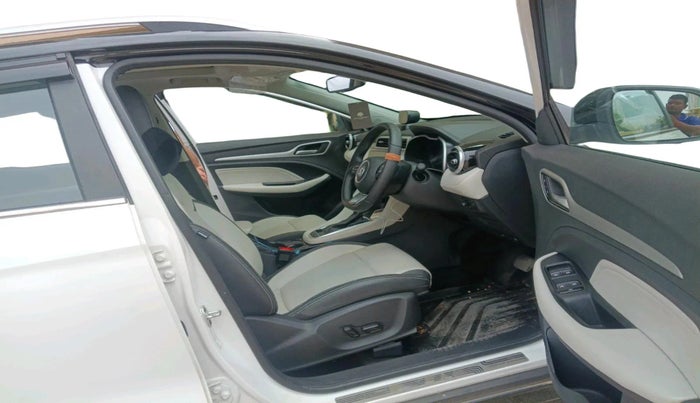 2024 MG ASTOR Sharp Pro 1.5 CVT (Ivory), Petrol, Automatic, 17,526 km, interior