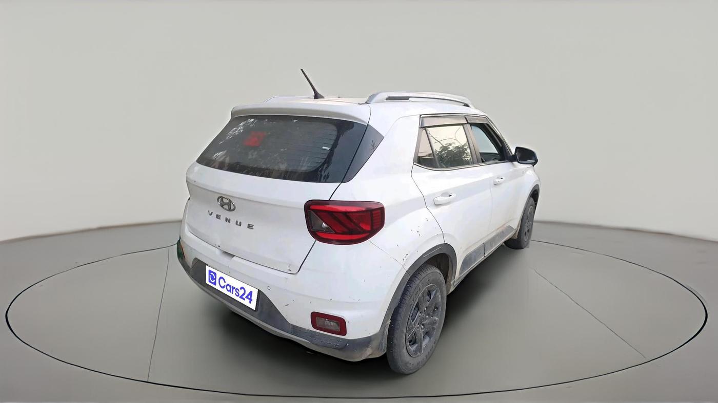 2022 Hyundai VENUE S 1.2, Petrol, Manual, 1,14,956 km, exterior