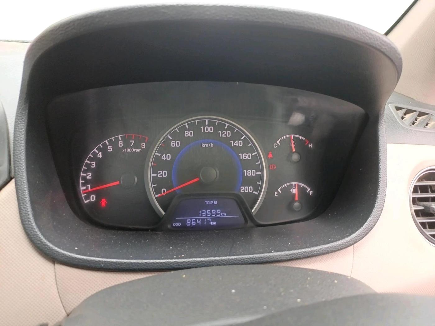 2019 Hyundai Grand i10 MAGNA 1.2 KAPPA VTVT, CNG, Manual, 86,417 km, interior