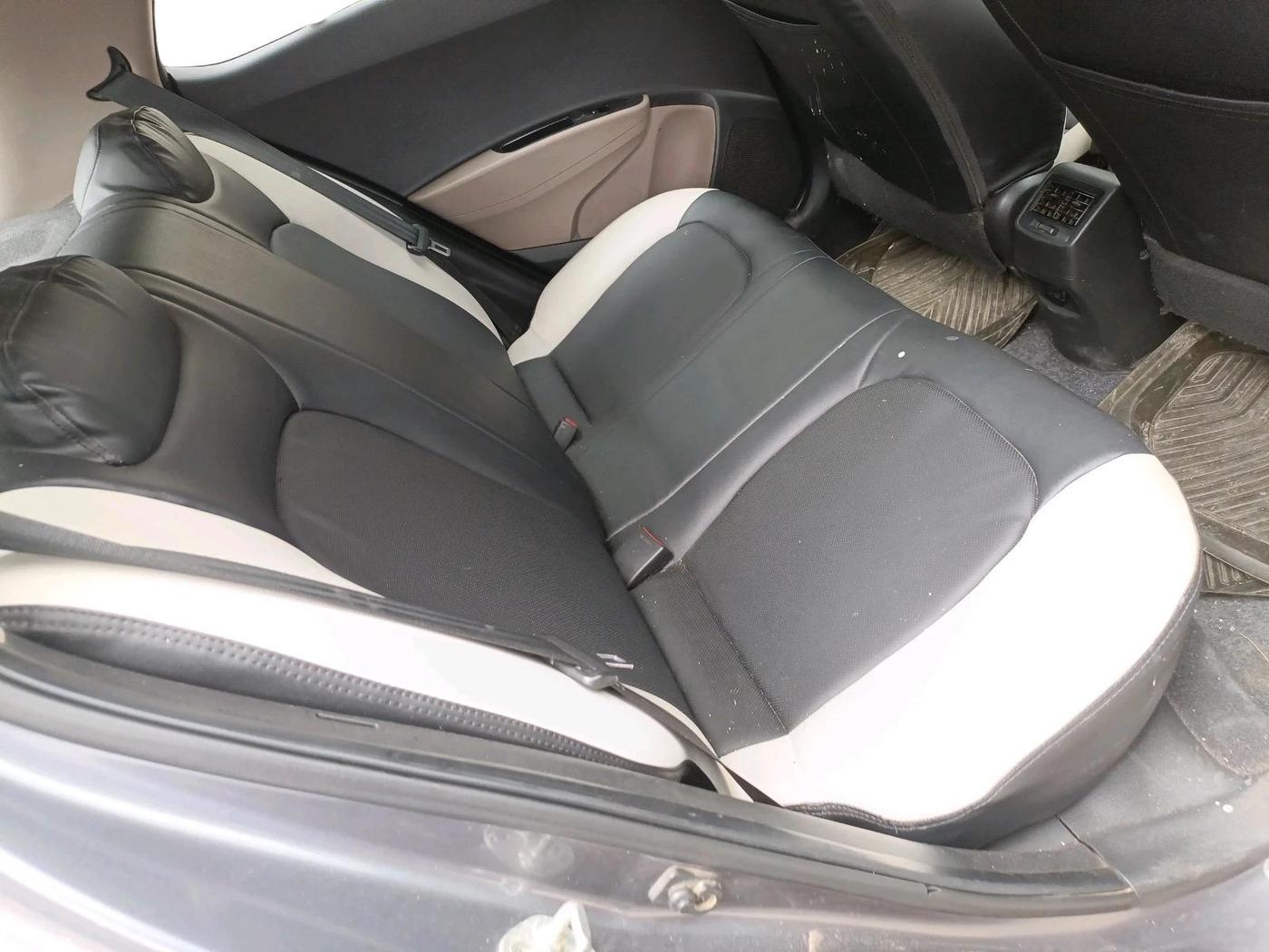2019 Hyundai Grand i10 MAGNA 1.2 KAPPA VTVT, CNG, Manual, 86,417 km, interior