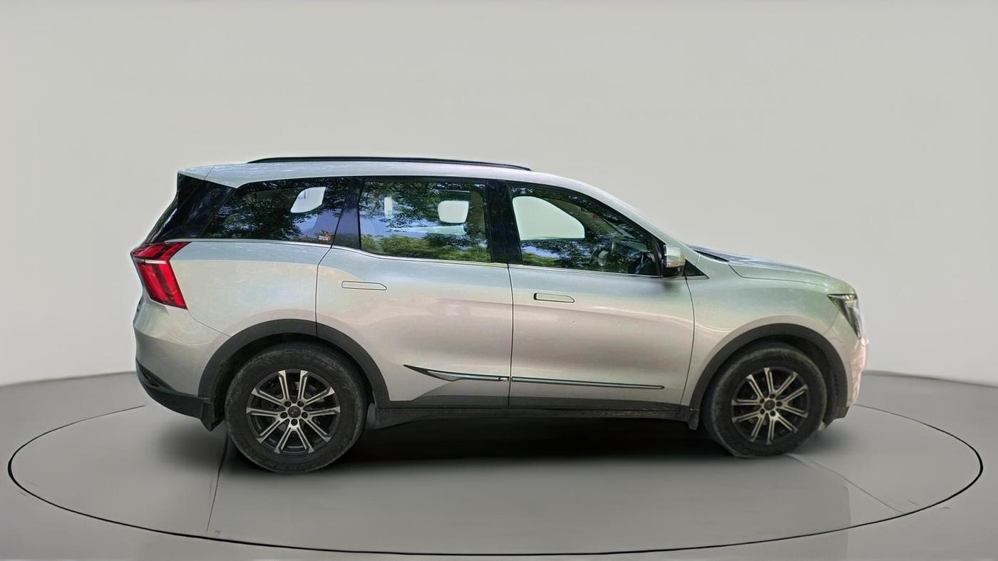2024 Mahindra XUV700 AX 7 D AT 7 STR, Diesel, Automatic, 73,532 km, exterior