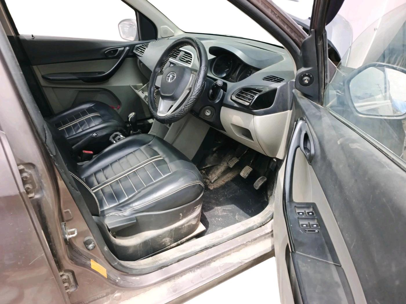 2017 Tata Tiago XT DIESEL, Diesel, Manual, 77,163 km, interior