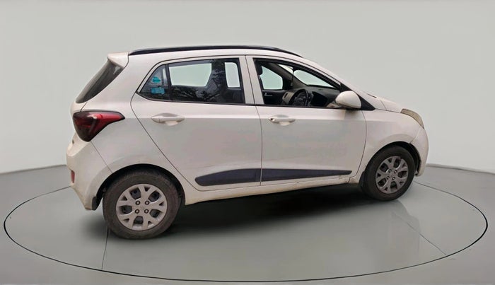 2016 Hyundai Grand i10 SPORTZ 1.1 CRDI, Diesel, Manual, 1,32,728 km, exterior