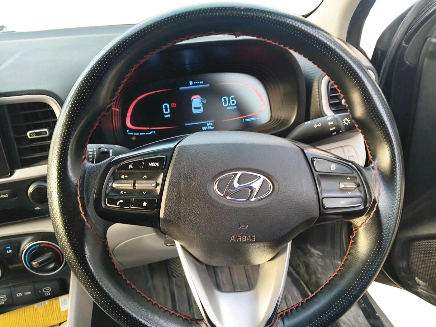 2022 Hyundai VENUE S 1.2, CNG, Manual, 55,187 km, interior