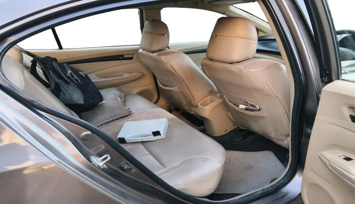 2011 Honda City 1.5L I-VTEC S MT, Petrol, Manual, 1,06,001 km, interior