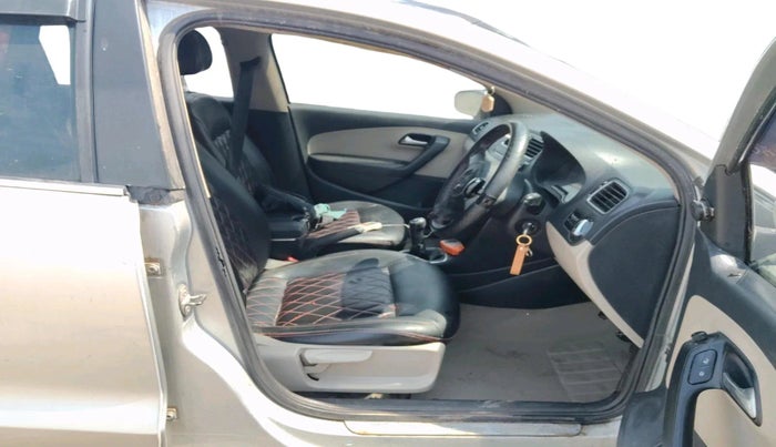 2011 Volkswagen Polo COMFORTLINE 1.2L PETROL, Petrol, Manual, 75,308 km, interior