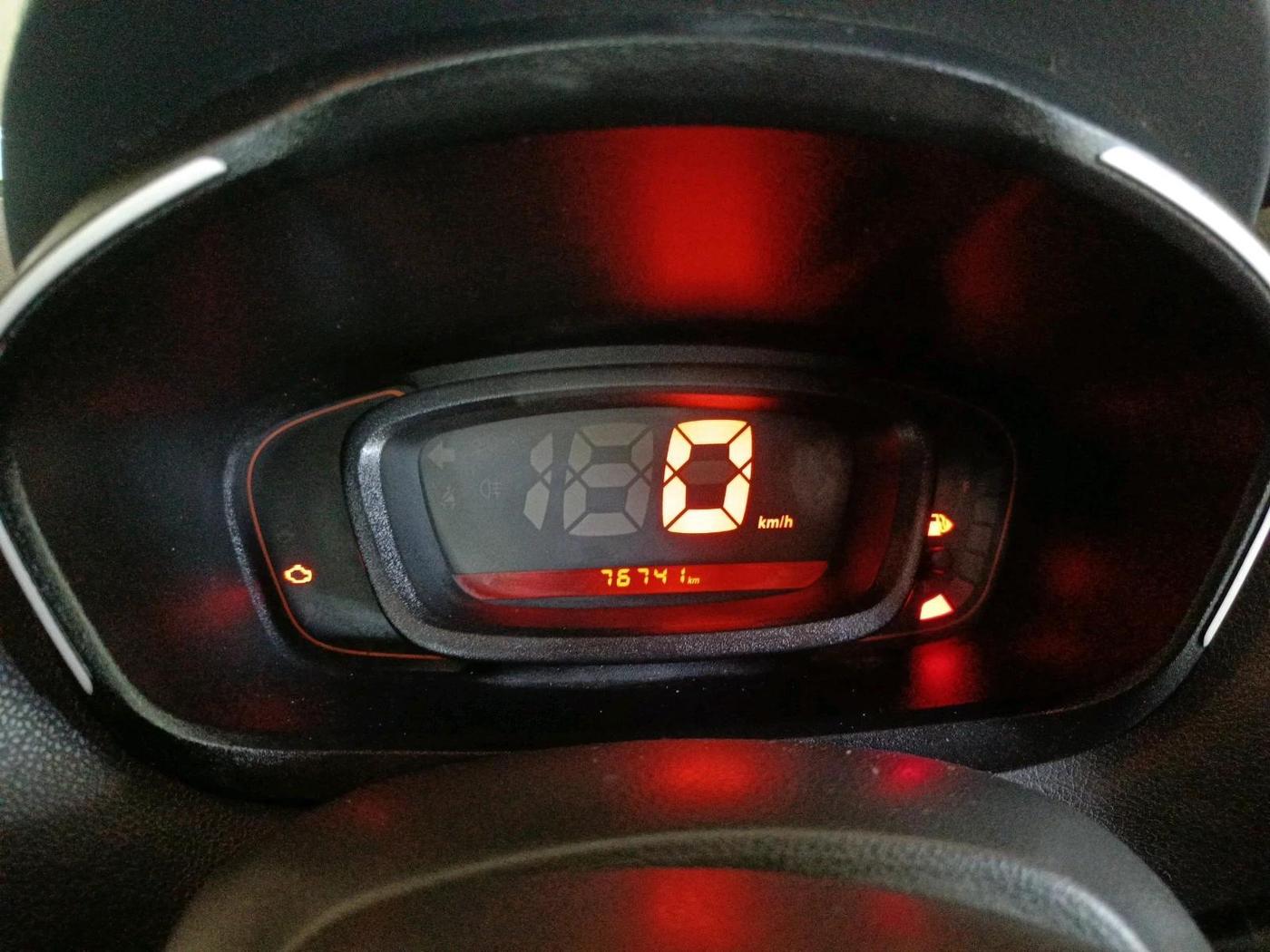2016 Renault Kwid RXE, CNG, Manual, 76,741 km, interior