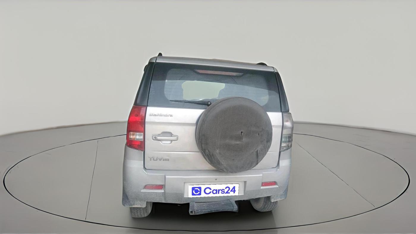 2016 Mahindra TUV300 T6, Diesel, Manual, 1,03,032 km, exterior