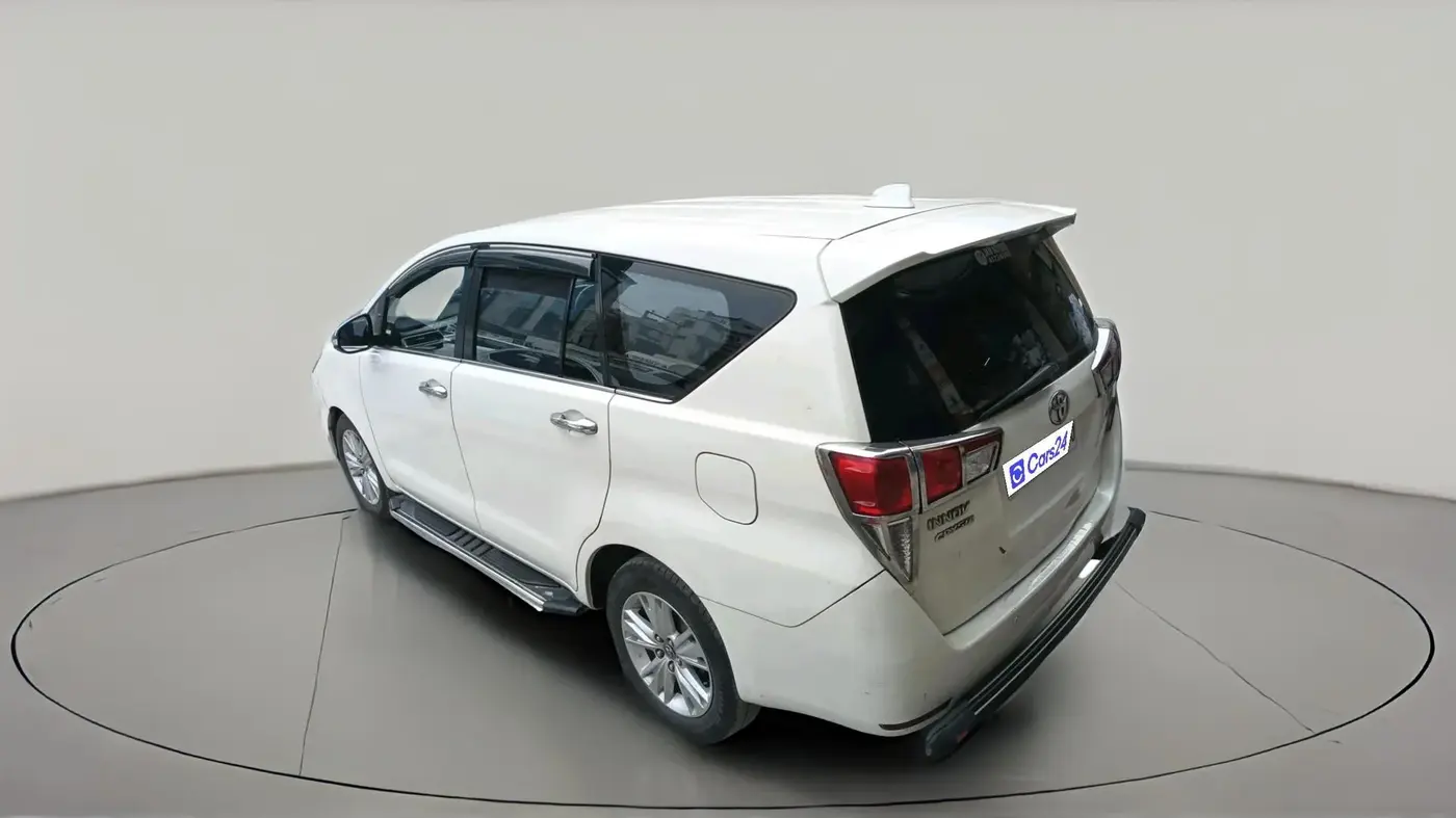 2016 Toyota Innova Crysta 2.8 ZX AT 7 STR, Diesel, Automatic, 1,81,312 km, exterior