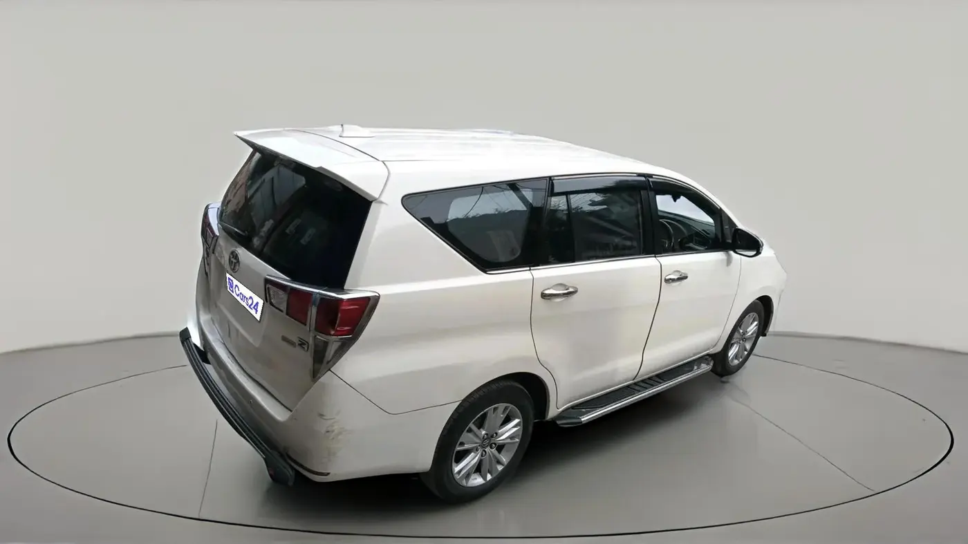 2016 Toyota Innova Crysta 2.8 ZX AT 7 STR, Diesel, Automatic, 1,81,312 km, exterior