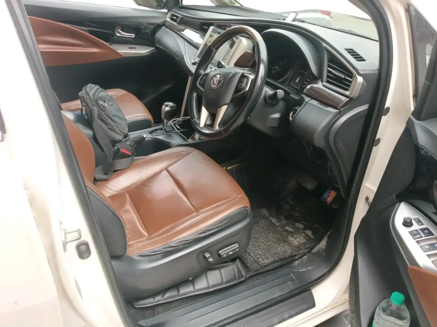 2016 Toyota Innova Crysta 2.8 ZX AT 7 STR, Diesel, Automatic, 1,81,312 km, interior